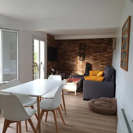 Проживание в семье Privee Dans Petite Maison Typique *